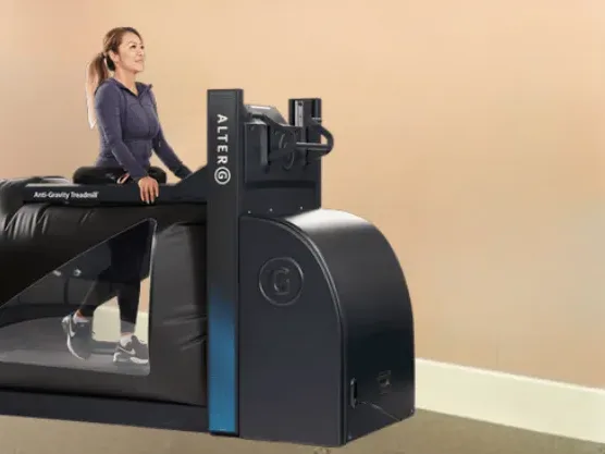 Patient using the AlterG anti-gravity treadmill at Dynamic Physical Therapy